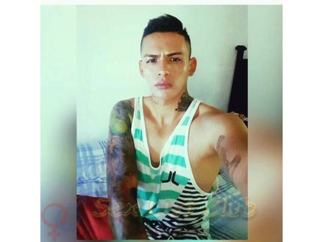 Chico de 23  años varonil discreto con lugar en Tibás